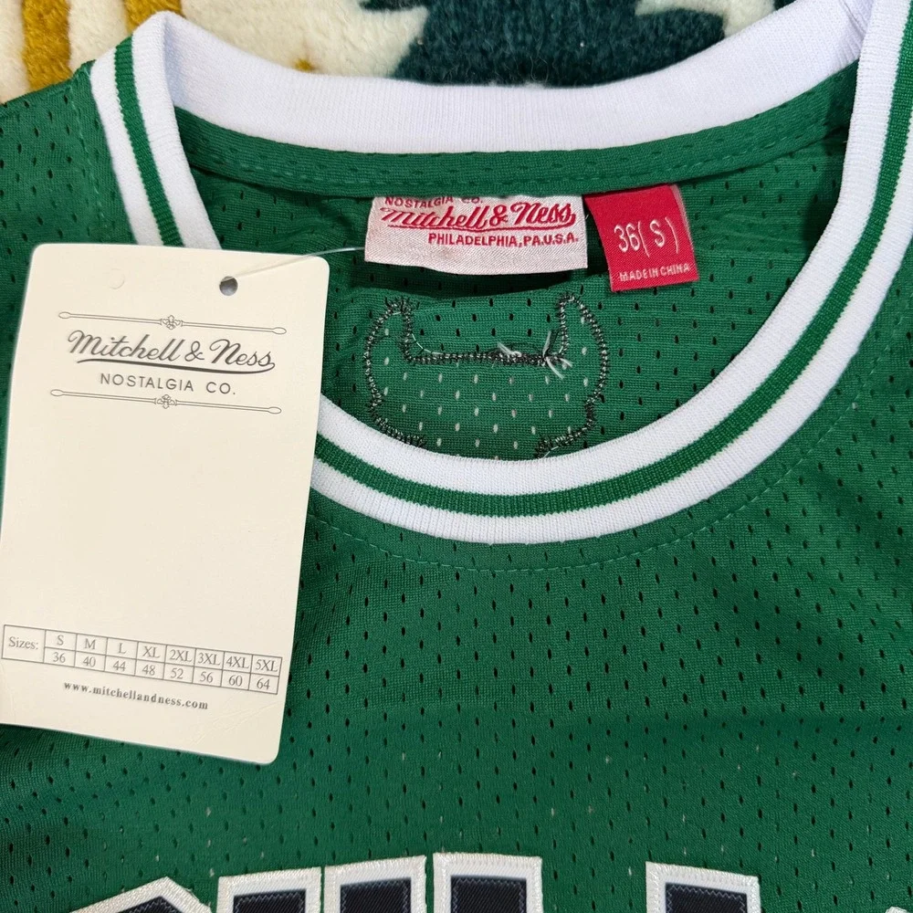 Mitchell & Ness Michael Jordan Chicago Bulls Green Jersey 1997-98 Size S - Picture 7 of 7